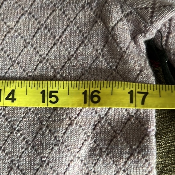 Nicole Miller Fine Merino Wool Pointless lilac Sweater MED NWT - Picture 8 of 11